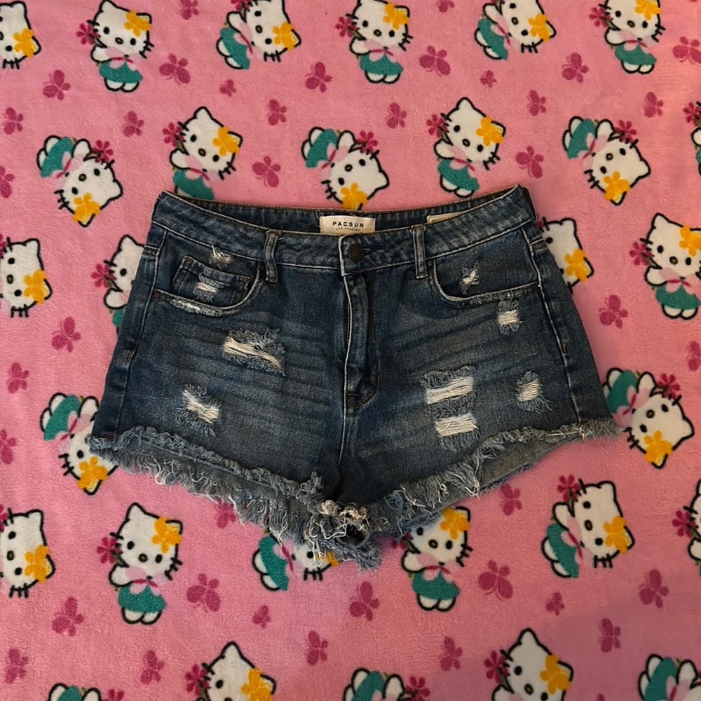 - High rise pacsun festival short